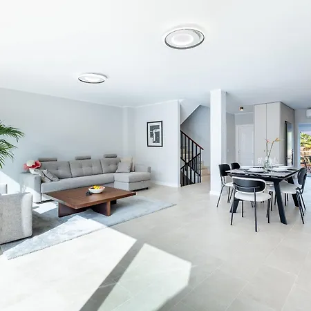 Townhouse Jardines 47 3 Or 4 Bedrooms 别墅 *