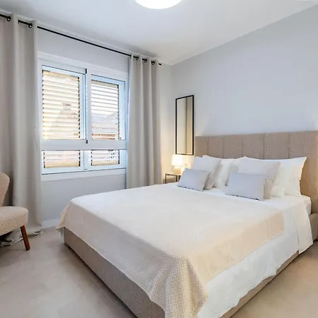 Townhouse Jardines 47 3 Or 4 Bedrooms 阿德耶