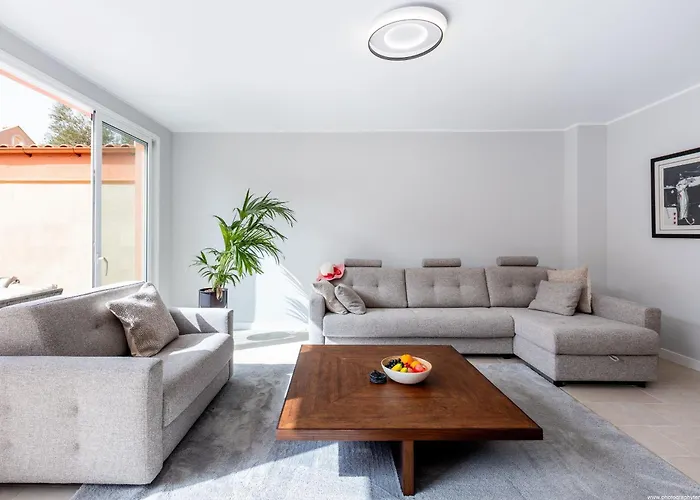 Townhouse Jardines 47 3 Or 4 Bedrooms Villa